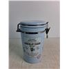 Image 2 : 9" Belgian Hot Chocoloate Porcelain Canister