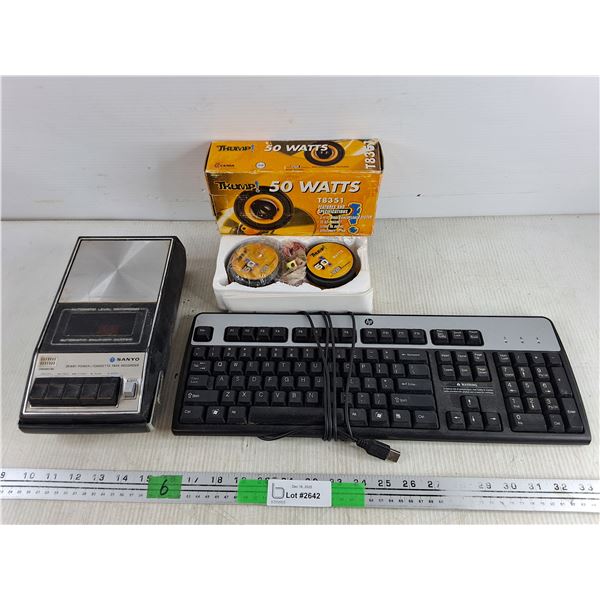 Vintage Sanyo 3 Way Power/Cassette Tape Recorder, Thump 50W 3 1/2' Conespeakers, HP Keyboard - As Is
