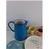 Image 2 : Vintage Enamel Pitcher & Mid Century Melmac Dinnerware