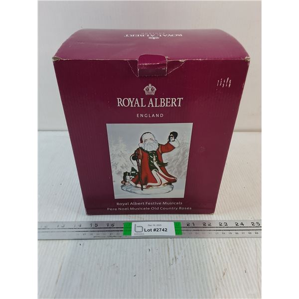 Royal Albert Festive Musical Figurine-Santa Claus