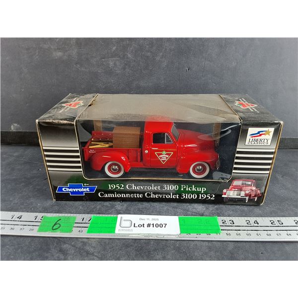 Die Cast 1952 Chevrolet 3100 Pickup Truck