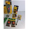 Image 3 : Titan 13pc Bit Socket Set, Pry Tool Spudger Set, Safety Glasses, Air Blow Gun, Flashlight, Wire Broo