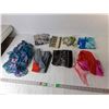 Image 1 : (8) Women's Scarves