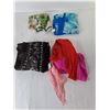 Image 2 : (8) Women's Scarves