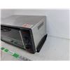Image 2 : Aroma Toaster Oven - Powers On, As Is - PICK UP