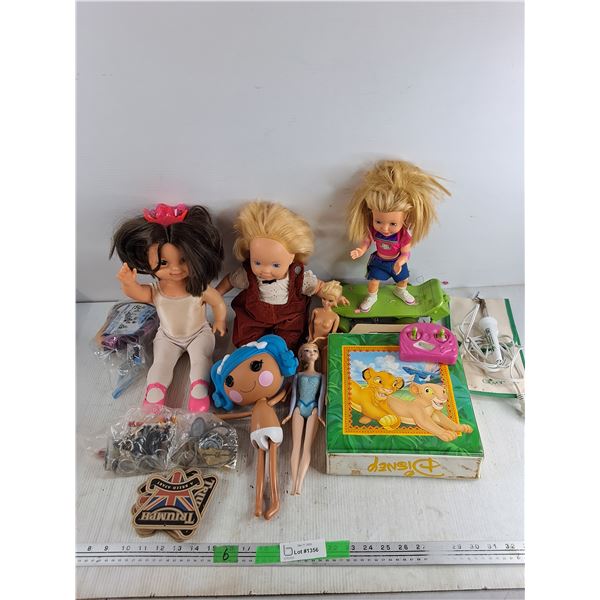 Coasters, Key Chains, Various Dolls, Glover Mini Iron, R/C Skateboard Shannen, Misc