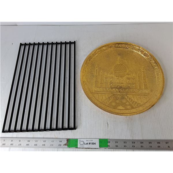 Metal Cooling Rack & Taj Mahal Wall Plate