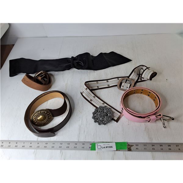 Miscellaneous Women's Belts