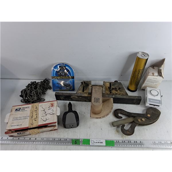 Extreme Pressure Grease, Motorcycle Handle Bar Mount, 12V - 110V Converter, Honeywell Thermostat