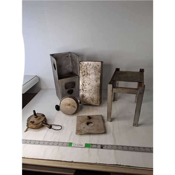 Vintage Moisture Tester ( Cannot Ship)