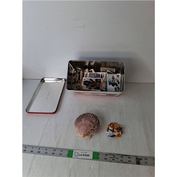 Sea Shell, Cuba Fridge Magnet, Hockey Cards ( cannot authenticate)