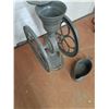 Image 5 : * Elgin National Coffee Mill - Cast Iron - CANNOT SHIP - 26" x 17" x 16"