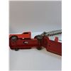 Image 7 : Vintage Structo Metal Fire Truck - 34" Long