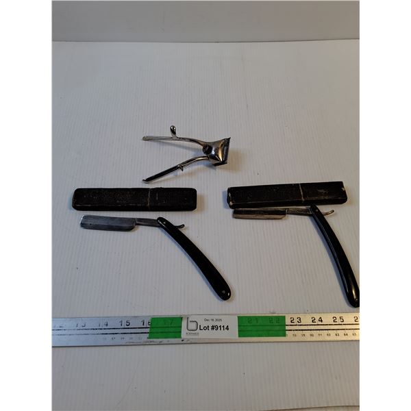 Vintage Manual Shaver, Straight Razors with Box ( 2)