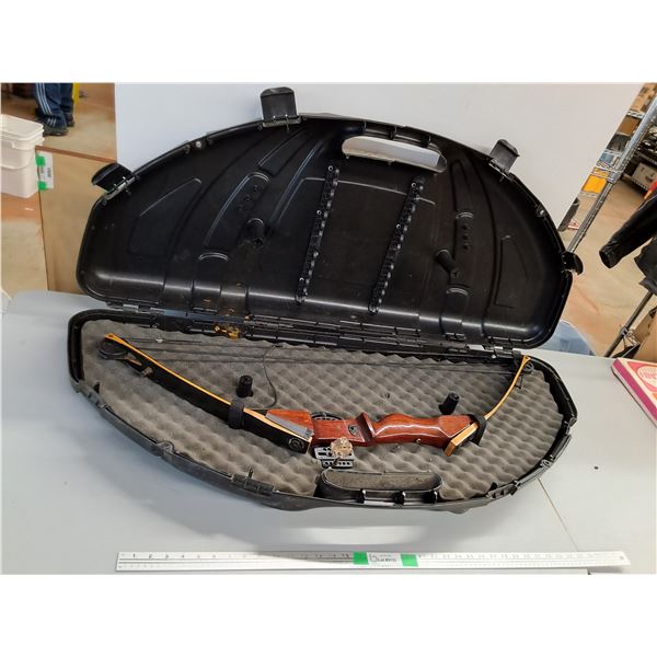 Browning Bow Approx. 43" & Case, Cannot Ship