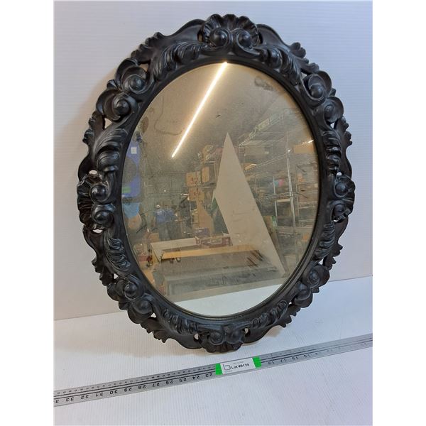 Plastic Painted Oval Mirror 25" x 20.75", Pickup Preferred