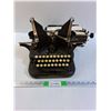 Image 1 : Vintage Oliver Typewriter-Untested