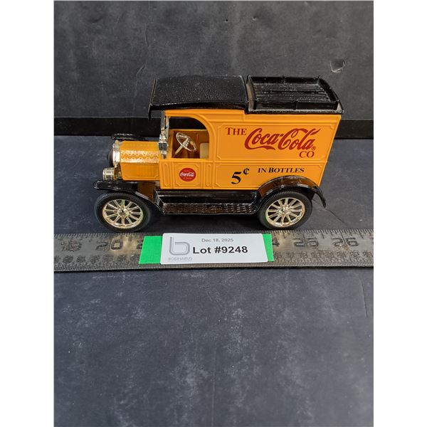 1:32 1913 Ford Model T Van Coca Cola Coin Bank