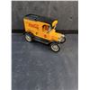 Image 3 : 1:32 1913 Ford Model T Van Coca Cola Coin Bank