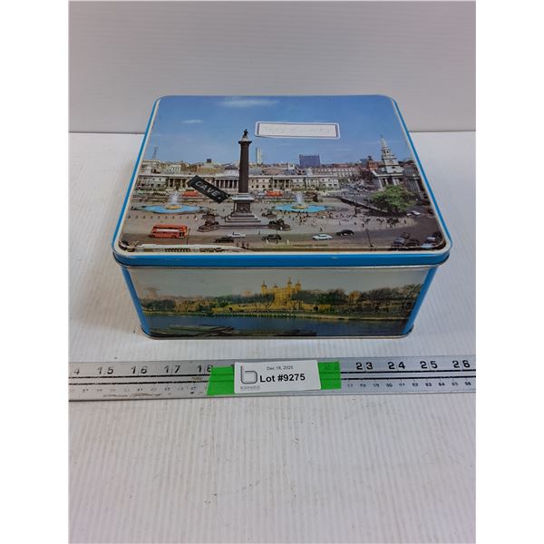 Vintage Trafalgar Square Tin & Miscellaneous Keys