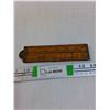 Image 1 : Vintage Carpenter Folding Ruler with Built in Level (Box Wood- England)