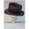 Image 1 : Wool Felt Fedora Hat - Size Large - MANNEQUIN HEAD NOT INCLUDED