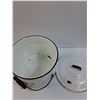 Image 2 : Vintage Black & White Enamel Potato Pot w/ Lid - 9" x 9"