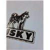 Image 3 : Enamel Metal Sign - Husky - 8" x 6.5"