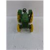 Image 4 : ERTL John Deere Die-Cast 1:24 Scale 'D' Replica Vintage Tractor