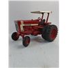 Image 5 : ERTL Die-Cast 1:16 Scale International "Hydro" Replica Tractor