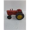 Image 2 : Massey Harris Die-Cast 1:18 Scale Replica Farm Tractor