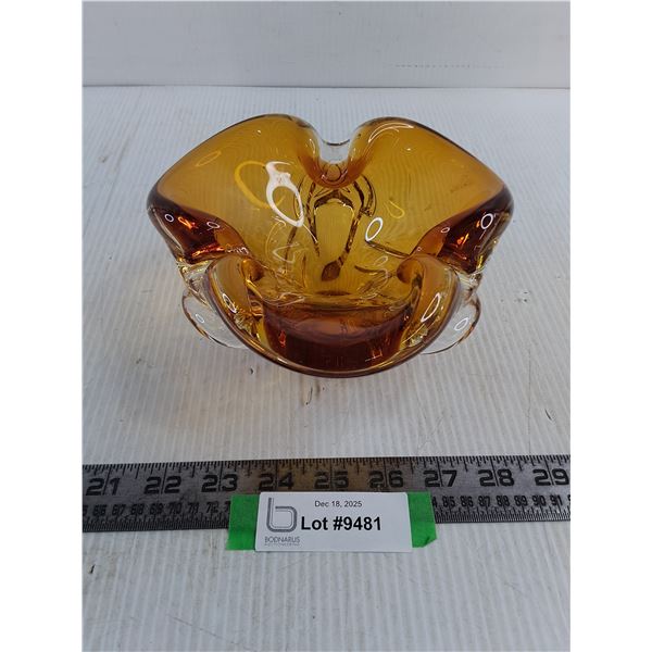 Orange Rufled Art Glass Bowl