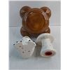 Image 2 : (3) Ceramics (Buffet Bowl, Mushroom Shaker, Horned Frog Trinket Dish)