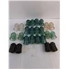Image 2 : (24) Vintage/Antique Glass Dominion/Hemingray Insulators