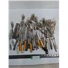 Image 1 : Large Quantity of Vintage Cutlery
