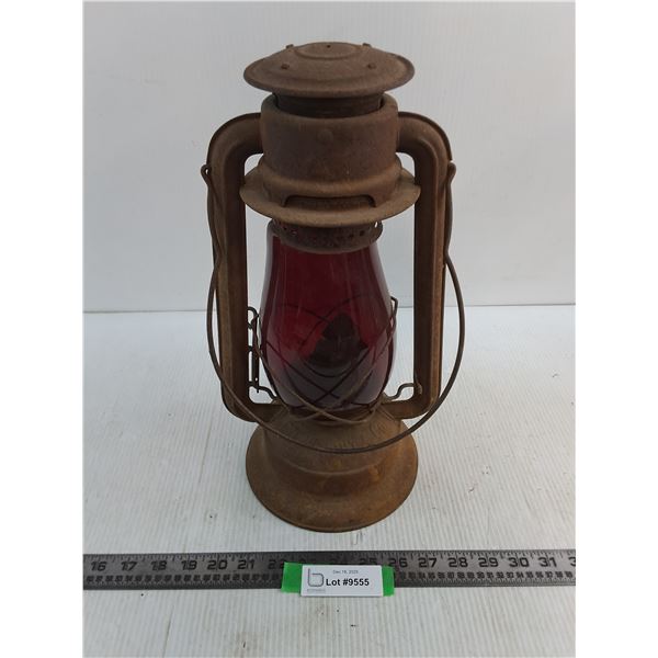 Vintage "Red Glass" Kerosene E.T.Wright Lantern - 15" High - Cannot Ship
