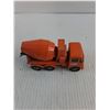 Image 2 : Matchbox Die-Cast Toy Cement Mixer Truck