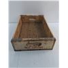 Image 2 : Vintage 7-UP Wooden Crate - 16x10.5x4"