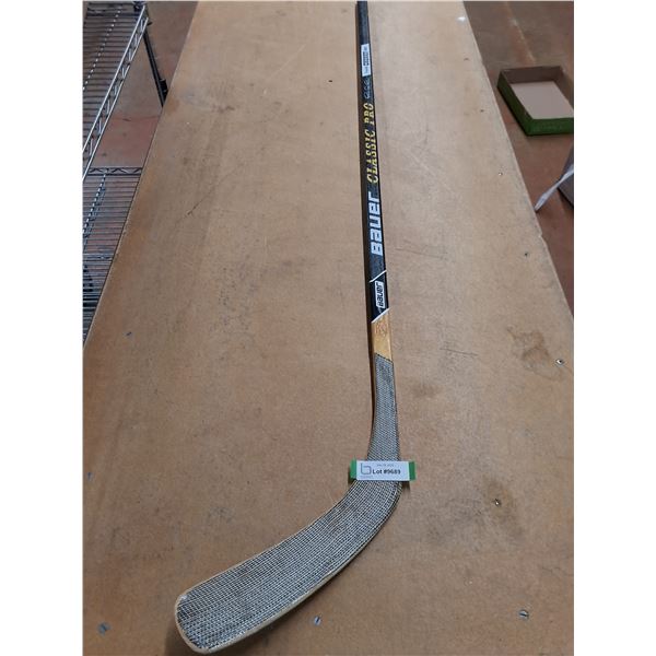New Bauer Classic Pro Right-Handed Adult Wooden Hockey Stick Endorsed by Trevor Linden
