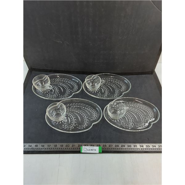 Vintage Homestead Glass 8-Piece Snack Set