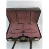 Image 2 : Vintage Leather Suitcase - 24x8x14"