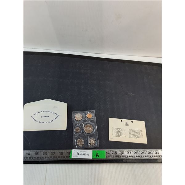 1972 Royal Canadian Mint Set ( Cannot Authenticate)