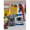 Image 3 : Tool Lot: Pipe Wrench, Rivet Kit, Tweezers, Misc