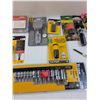 Image 3 : Tool Lot: Torx Socket Set, Tire Air Pressure Gauge, Tweezers, Misc