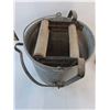 Image 2 : Vintage Mop Ringer/Pail, Taymor Door Closer