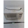 Image 1 : GE Microwave - Powers On, As is - PICK UP ONLY