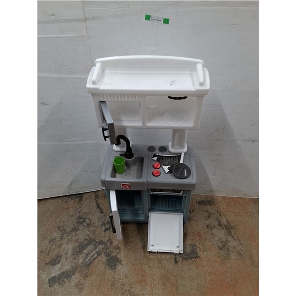 *Step 2 Plastic Kitchen Playset, Cannot Ship