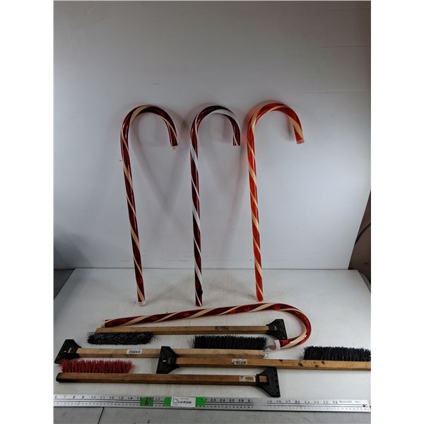 (4) Vintage Snow Brushes 25", (4) Light Up Christmas Candy Canes 28", As Is - PICK UP