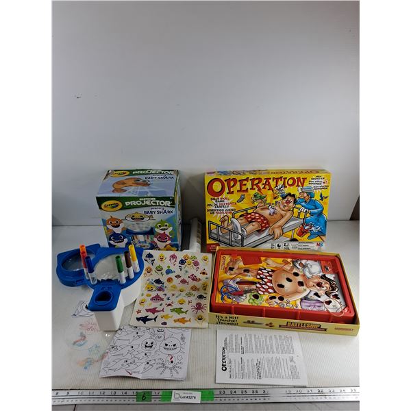 Crayola Sketcher Projector Pinkfong Baby Shark, Operation Game - Powers On, As Is