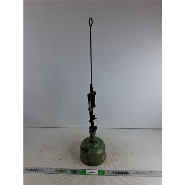 Vintage Coleman Model 168K Kerosene Lamp - Pickup Only, 29"